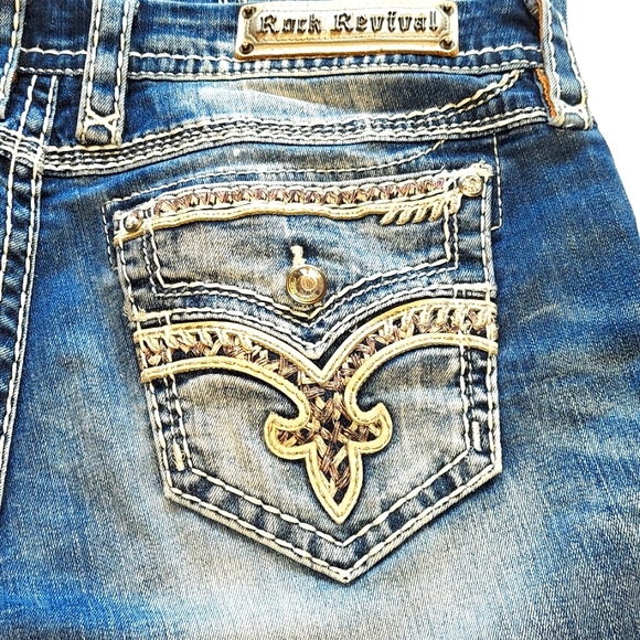 Rock Revival Jelina Easy Boot Distressed Jeans - Picture 2 of 6